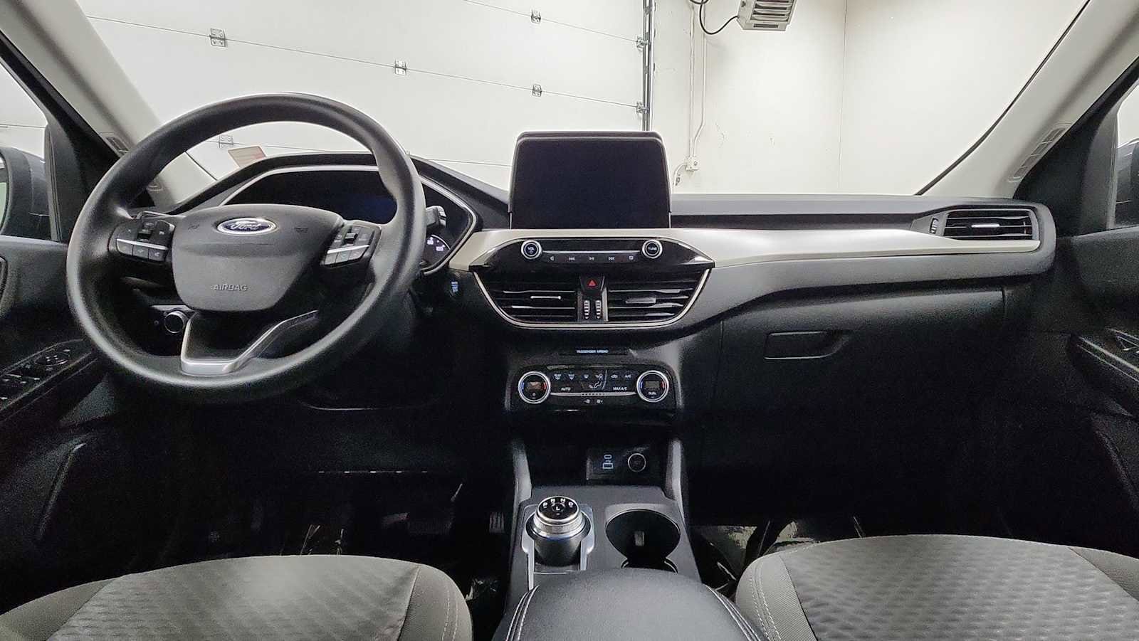 Thumbnail: 2021 Ford Escape - 25