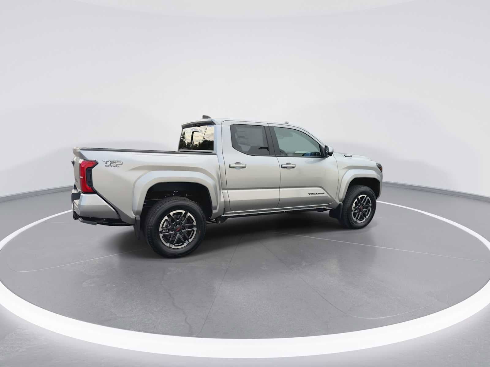 2026 Toyota Tacoma TRD Sport - Photo 8