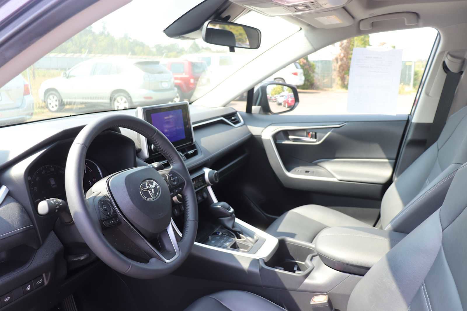 Thumbnail: 2023 Toyota RAV4 - 10