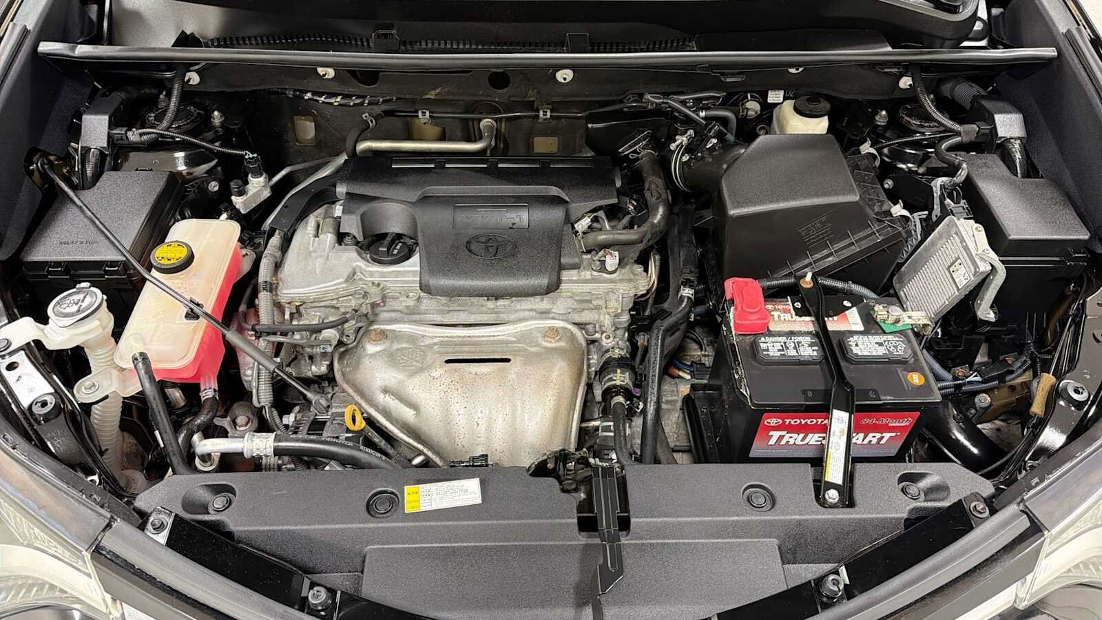 Thumbnail: 2016 Toyota RAV4 - 29