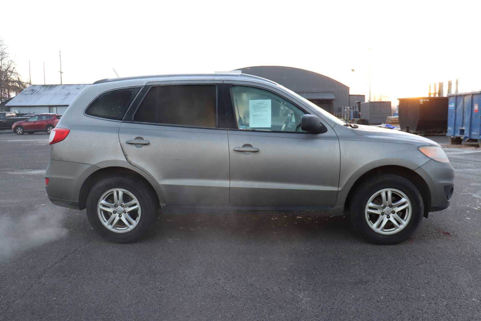 Thumbnail: 2011 Hyundai Santa Fe - 4