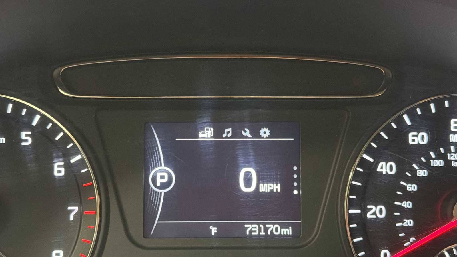 Thumbnail: 2017 Kia Sorento - 17