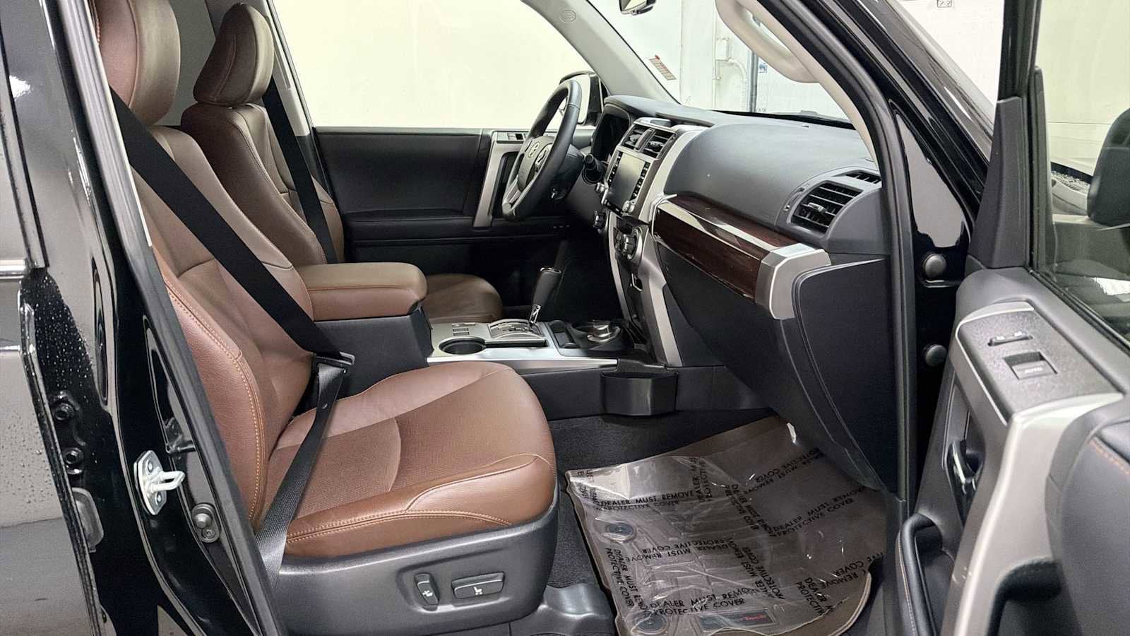 Thumbnail: 2020 Toyota 4Runner - 30