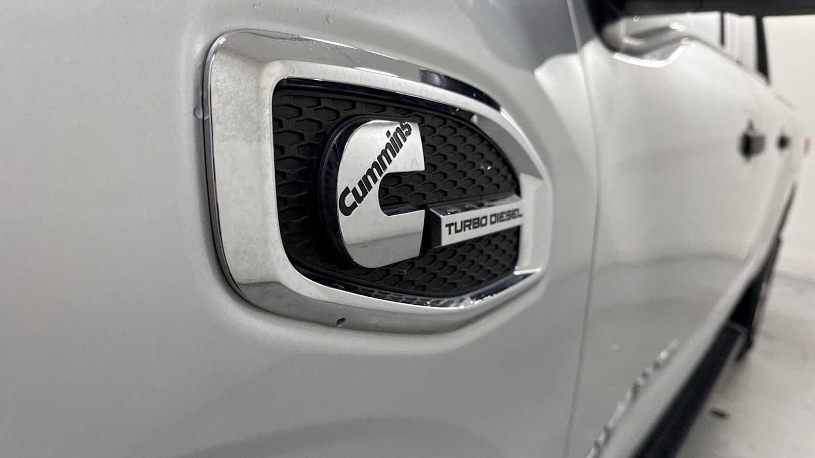 Thumbnail: 2019 Nissan Titan - 26