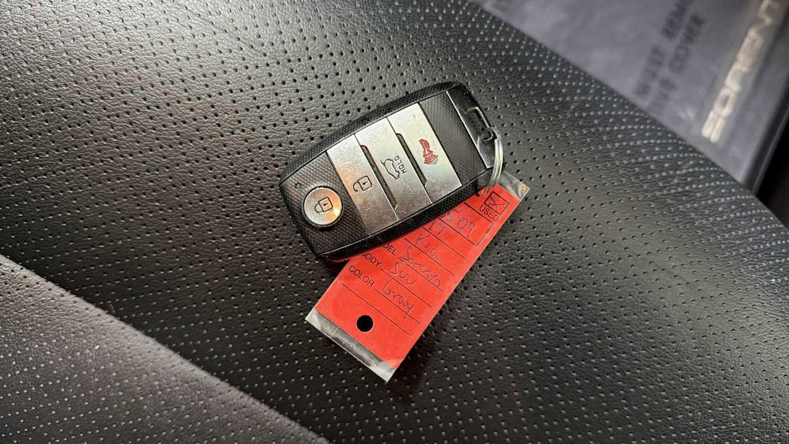 Thumbnail: 2017 Kia Sorento - 30