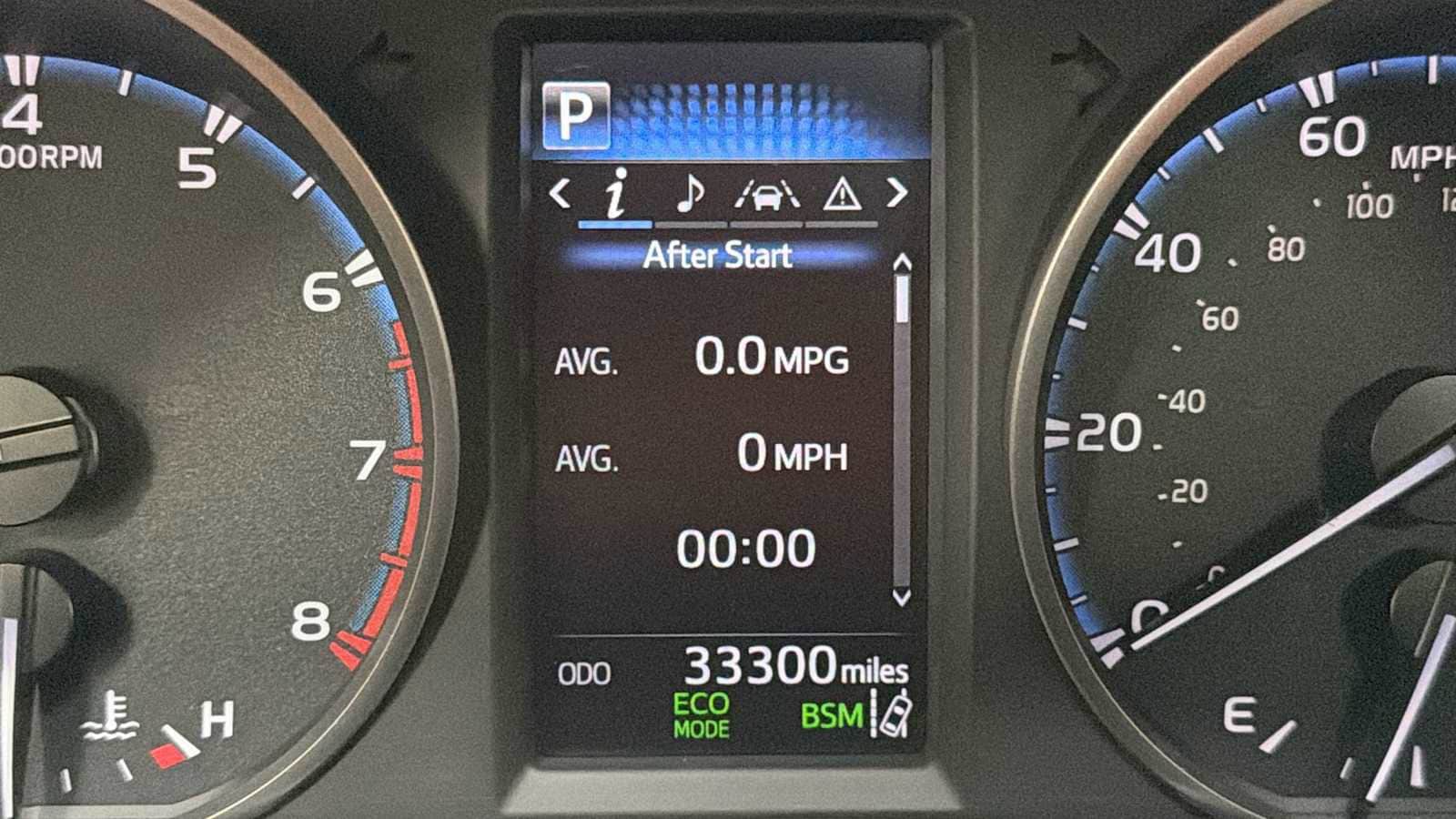 Thumbnail: 2018 Toyota RAV4 - 17