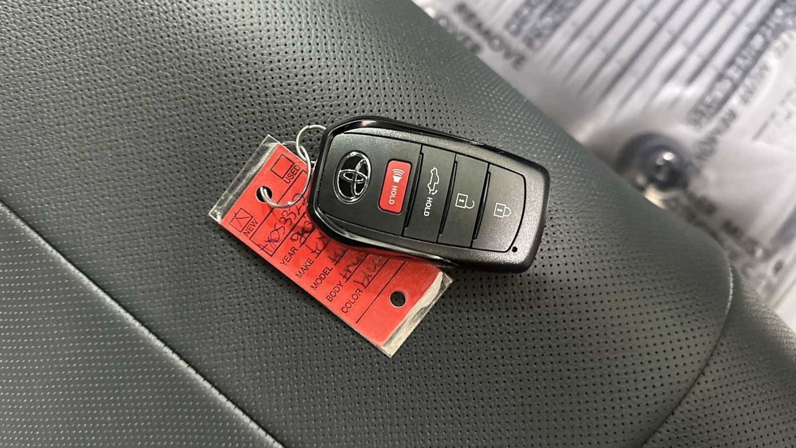 Thumbnail: 2026 Toyota Tundra - 31