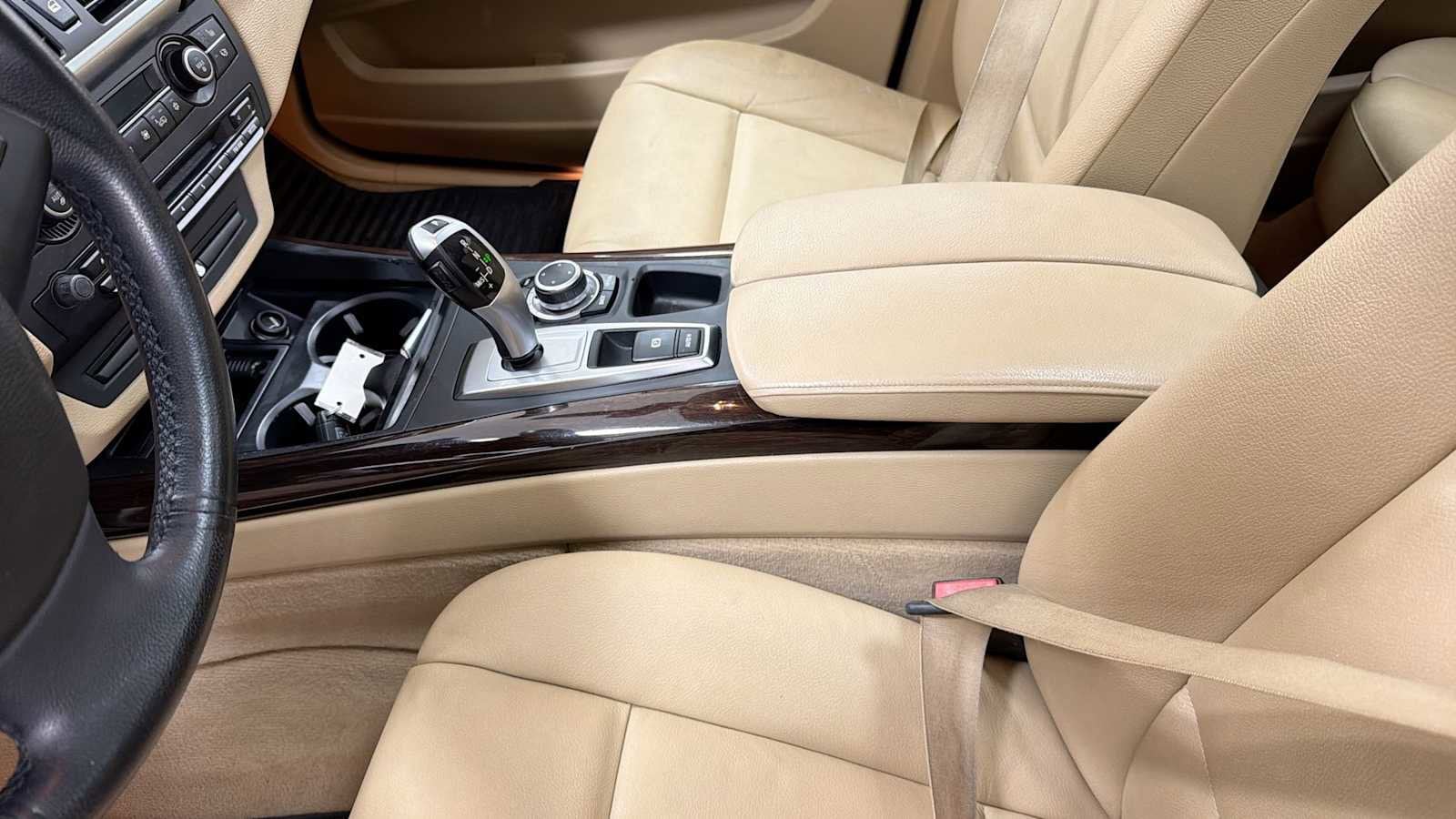 Thumbnail: 2013 BMW X5 - 24
