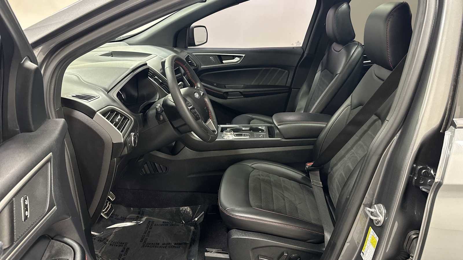 Thumbnail: 2022 Ford Edge - 13