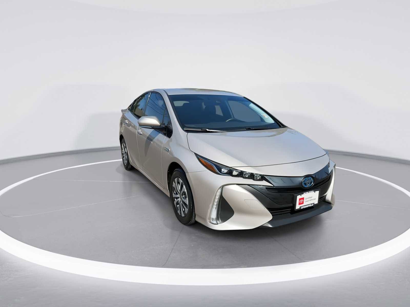 2020 Toyota Prius Prime XLE photo 2