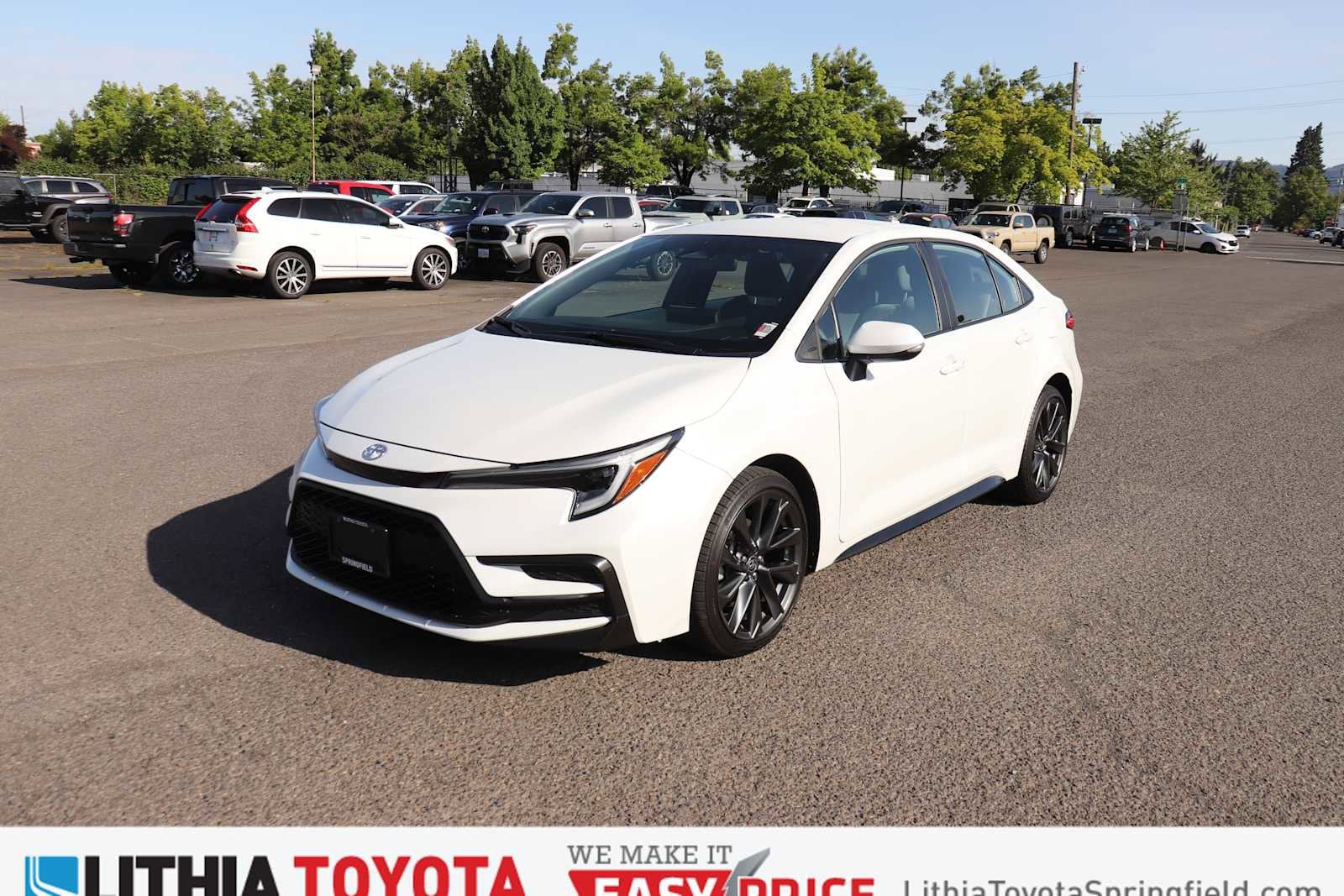 2026 Toyota Corolla SE CVT's photo