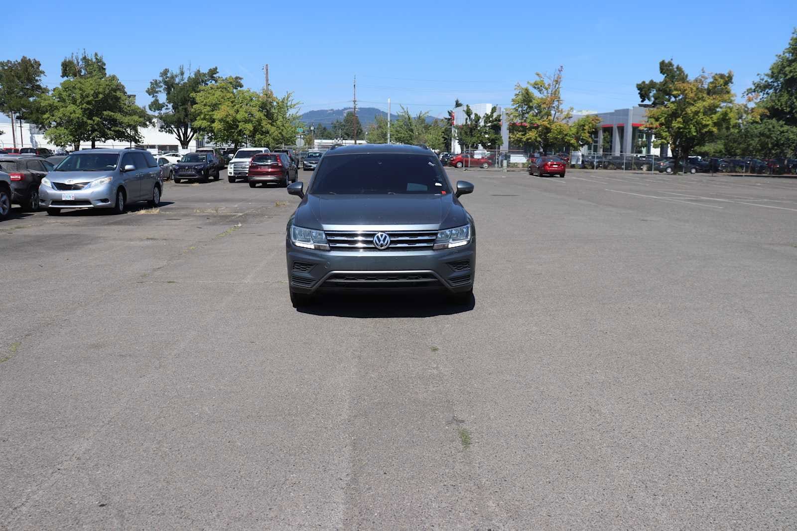 Thumbnail: 2021 Volkswagen Tiguan - 2
