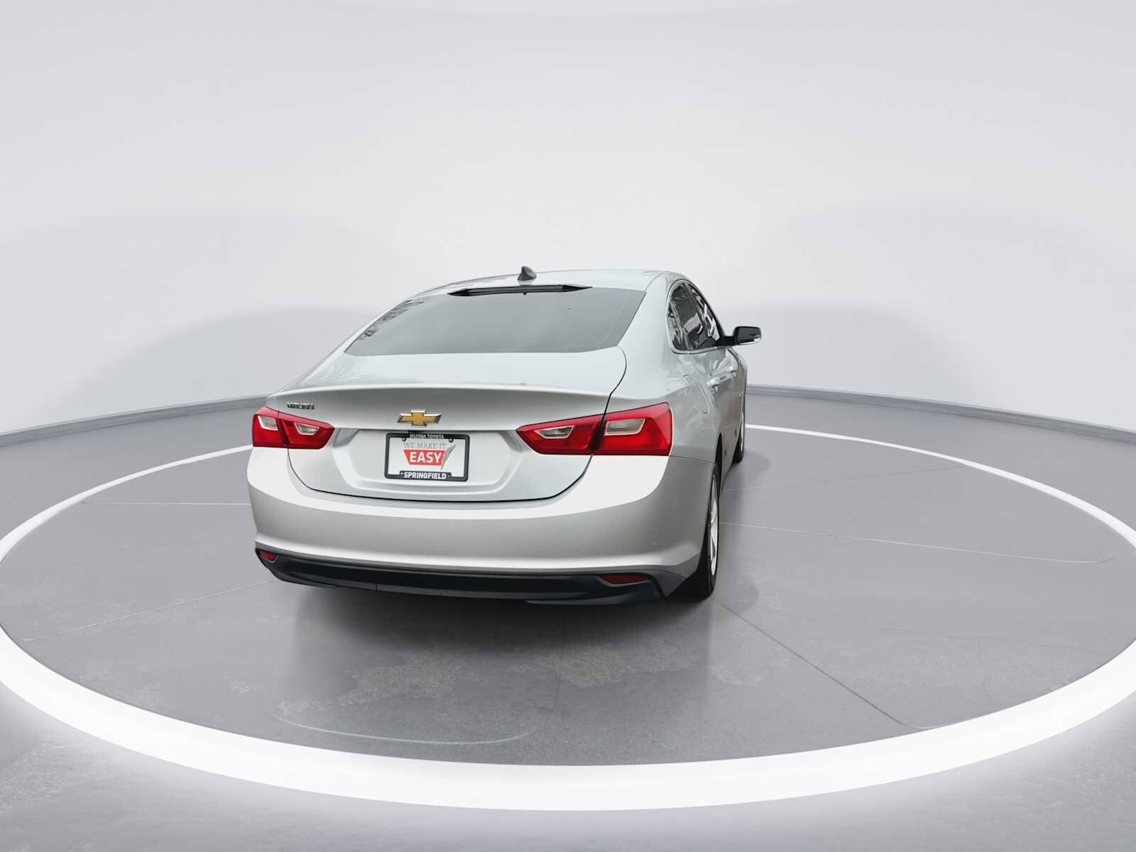 Thumbnail: 2018 Chevrolet Malibu - 7