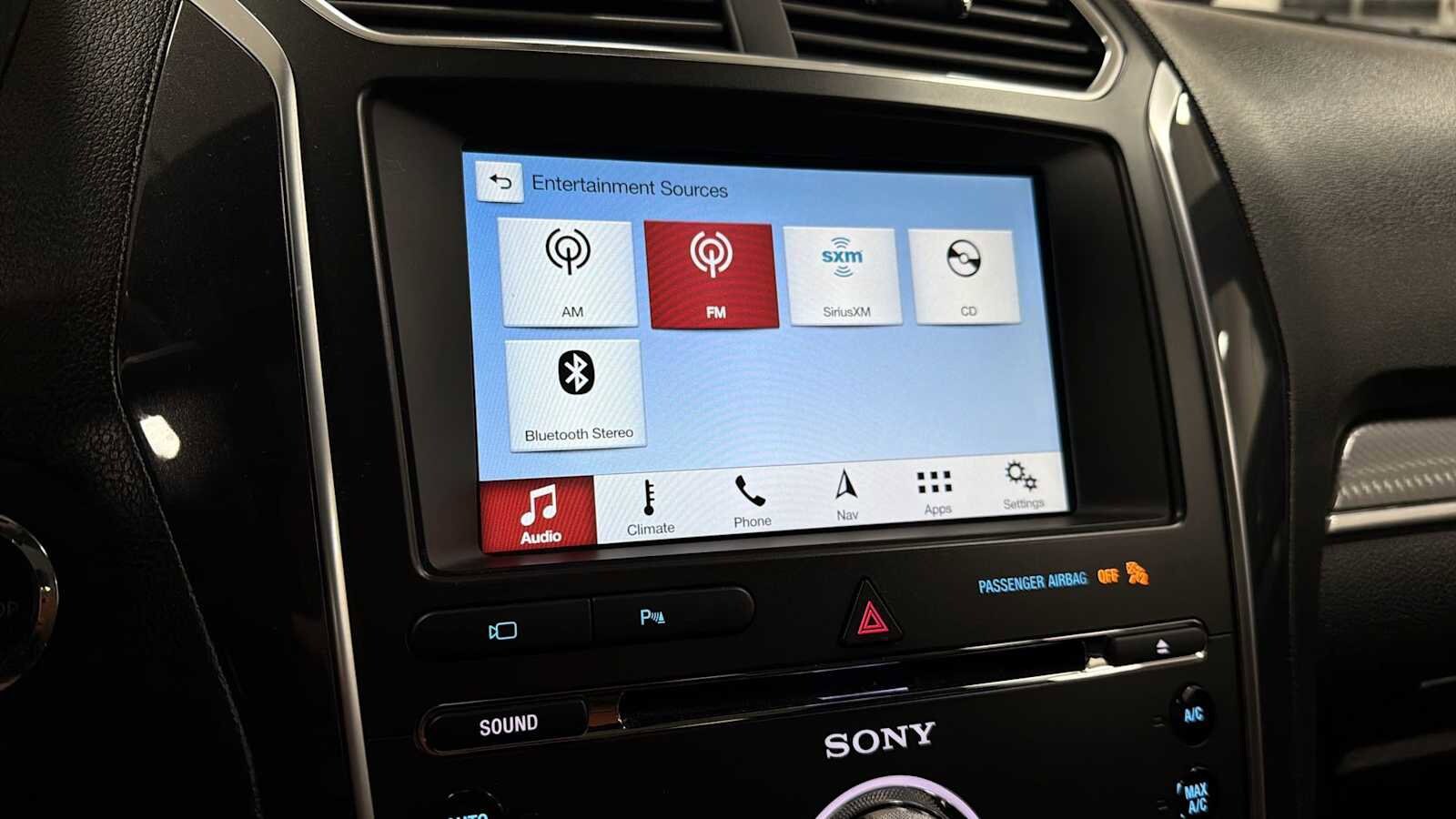 Thumbnail: 2018 Ford Explorer - 18