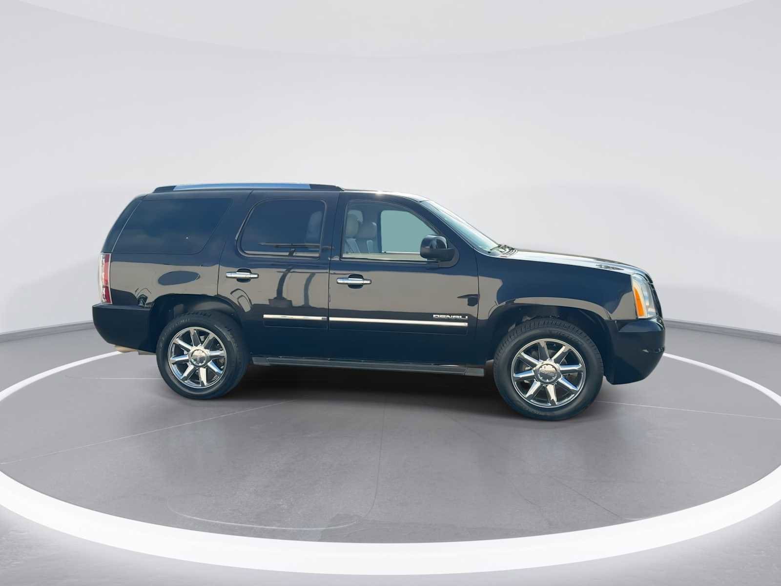 Thumbnail: 2014 GMC Yukon - 9