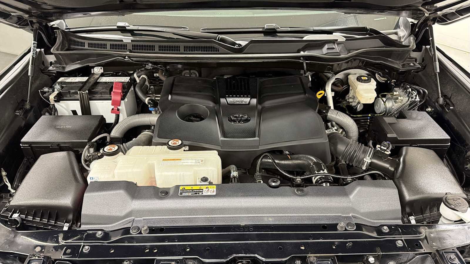 Thumbnail: 2024 Toyota Tundra - 30