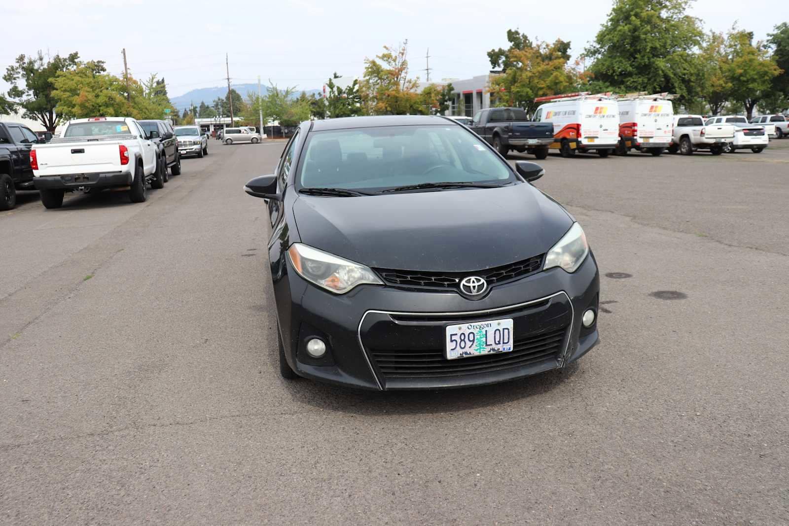Thumbnail: 2014 Toyota Corolla - 3