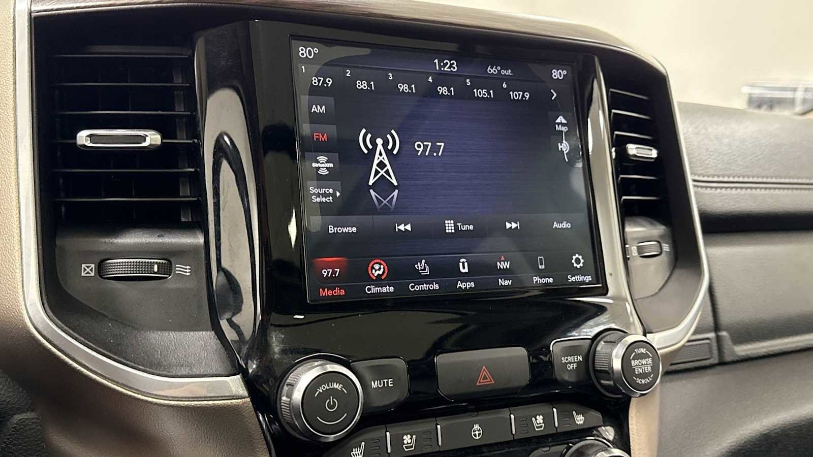 Thumbnail: 2020 RAM 1500 - 18