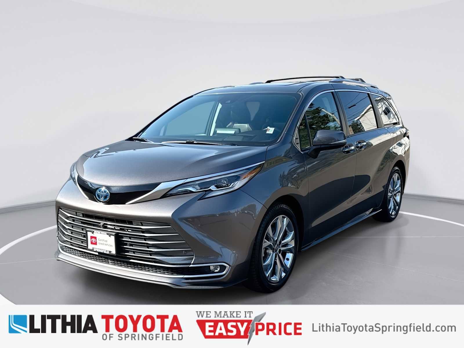 Thumbnail: 2021 Toyota Sienna - 1