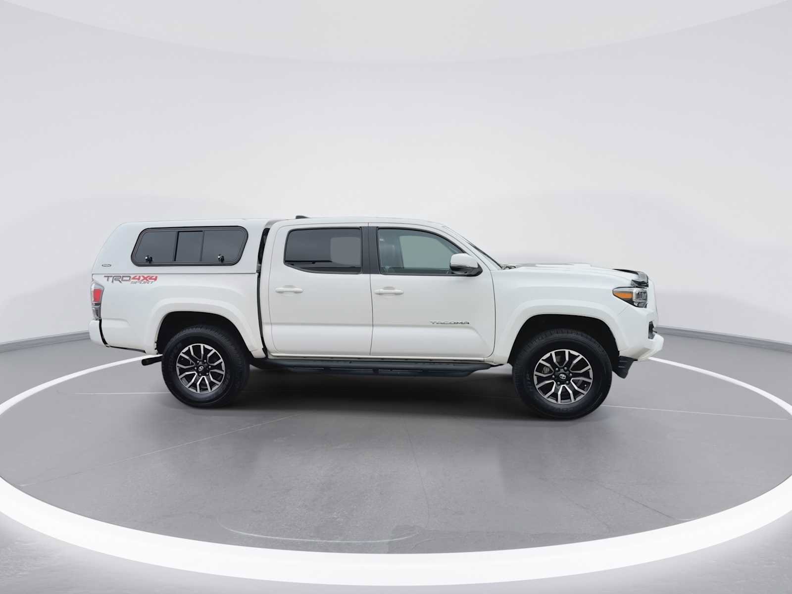 Thumbnail: 2021 Toyota Tacoma - 9