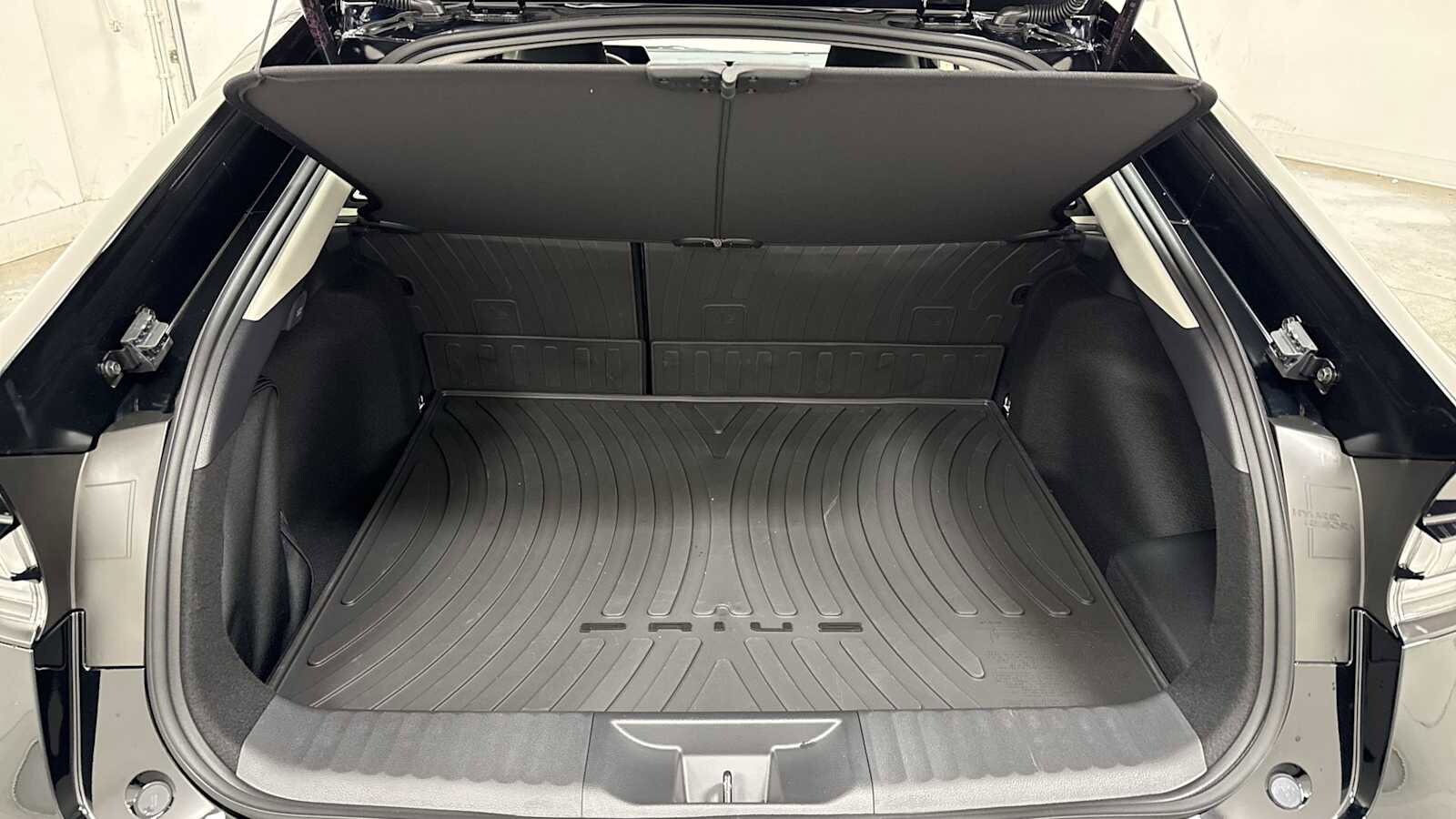 Thumbnail: 2026 Toyota Prius - 27