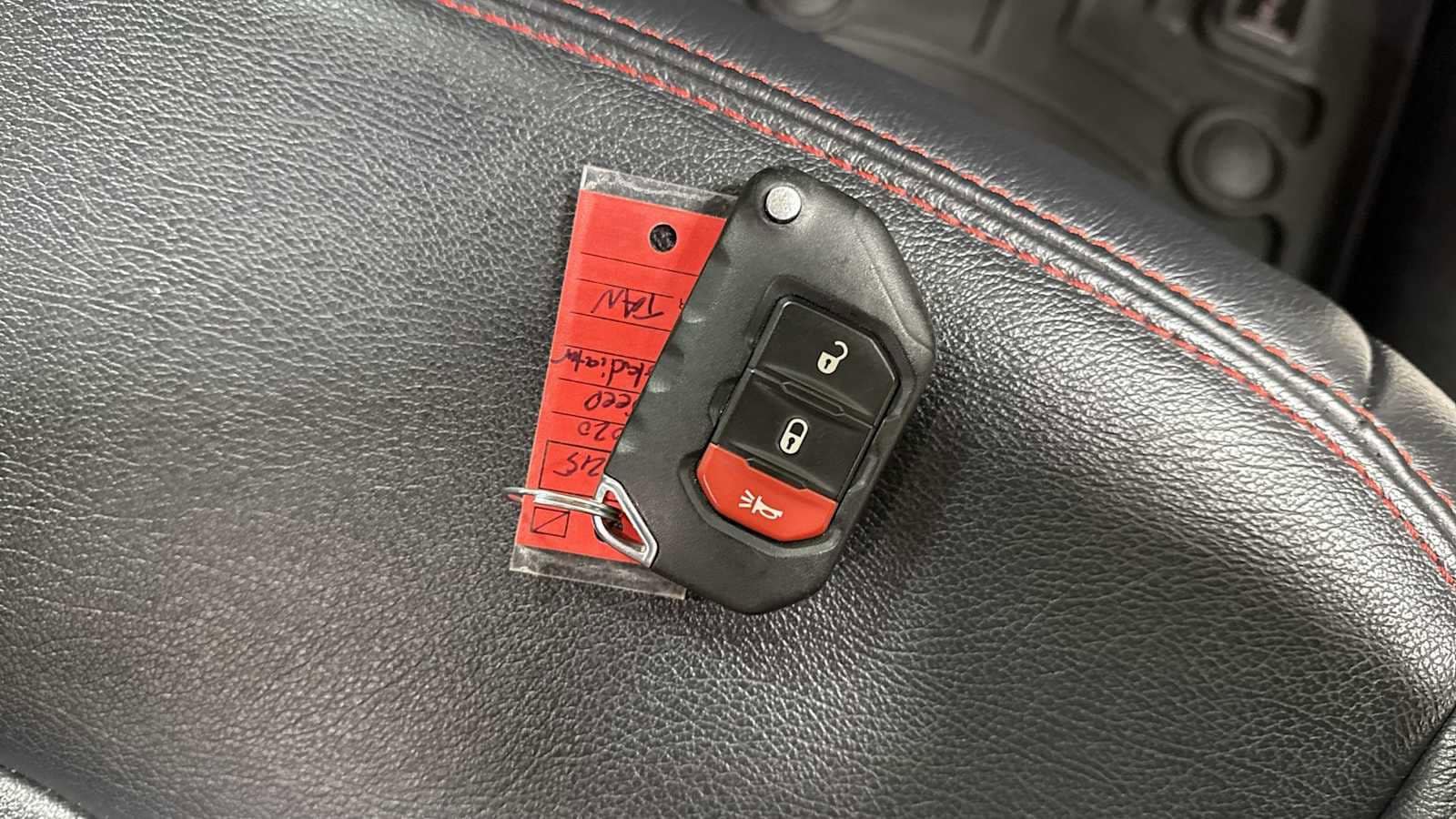 Thumbnail: 2020 Jeep Gladiator - 30