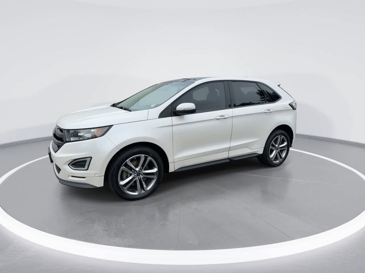 Thumbnail: 2015 Ford Edge - 4