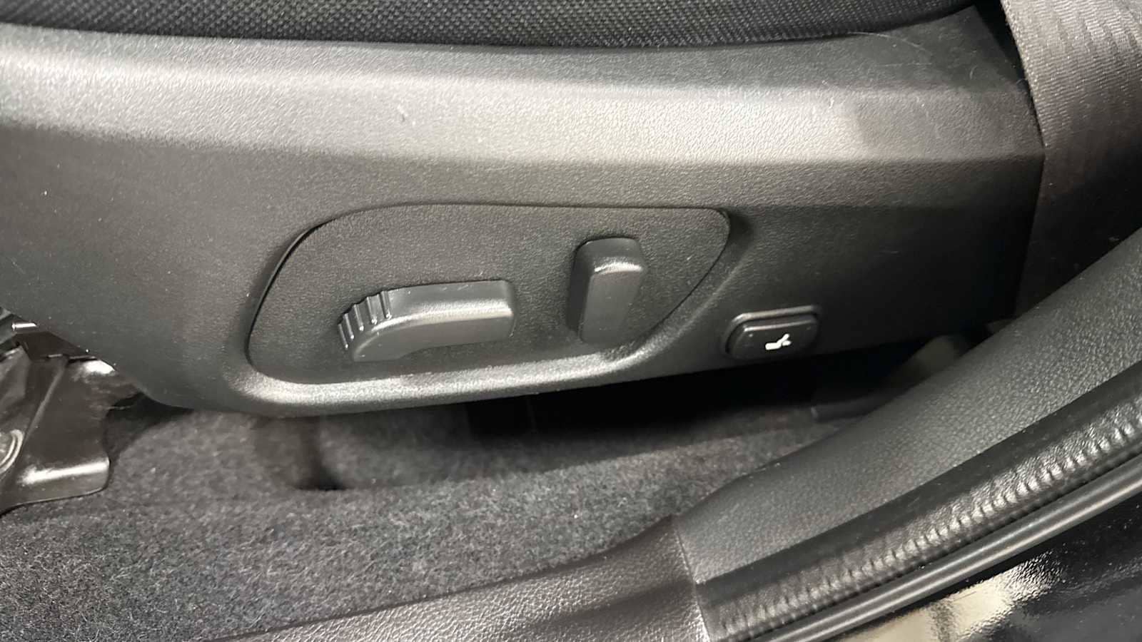 Thumbnail: 2018 Subaru Forester - 14