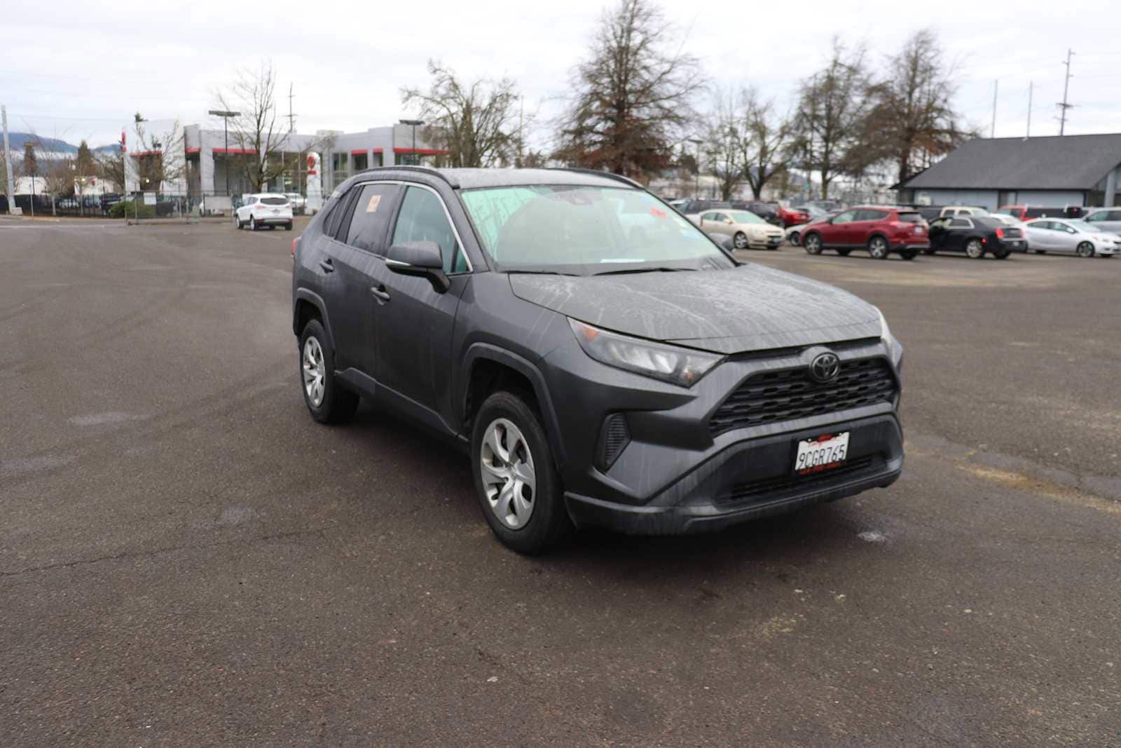 Thumbnail: 2019 Toyota RAV4 - 3
