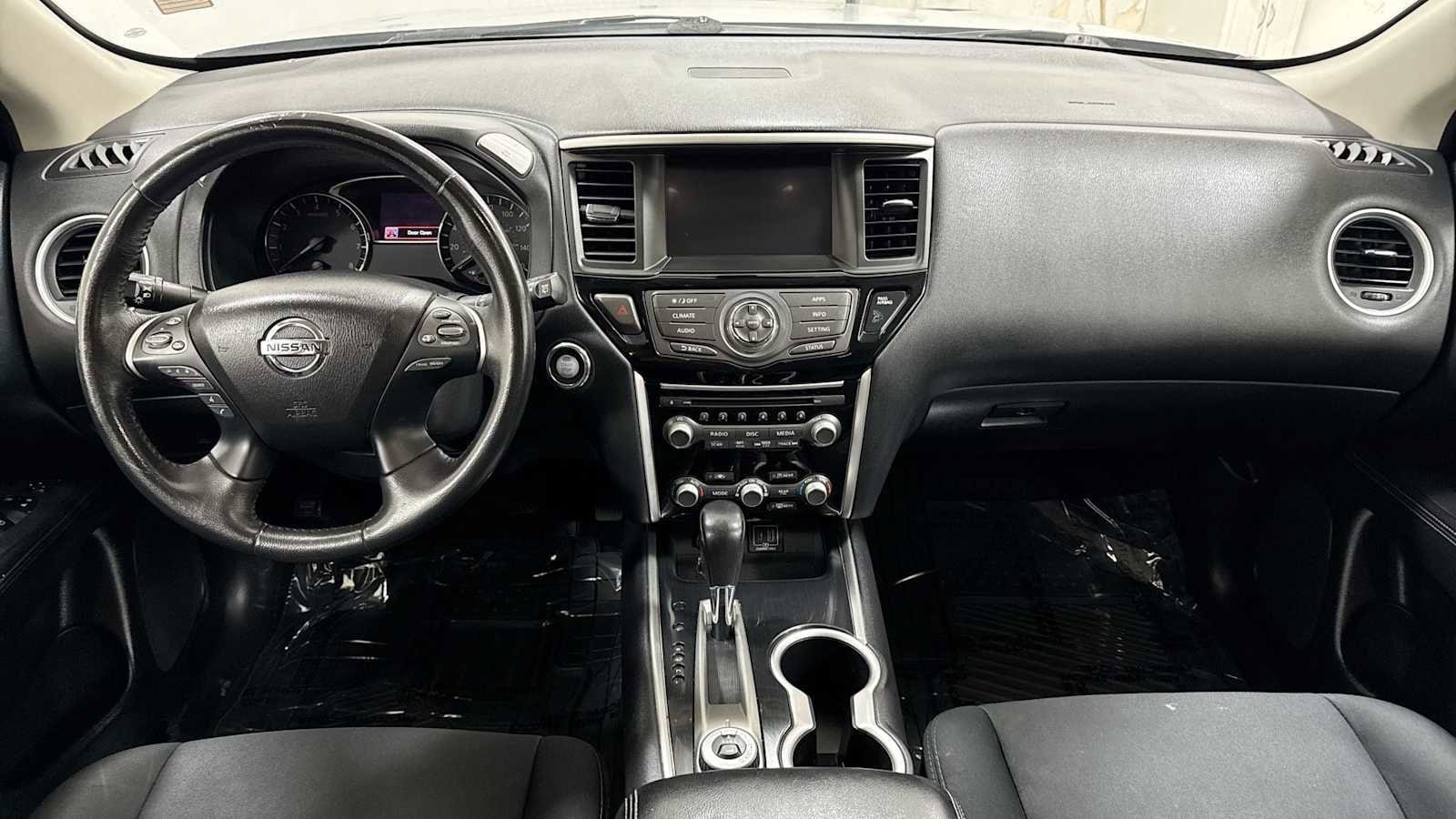 Thumbnail: 2019 Nissan Pathfinder - 26