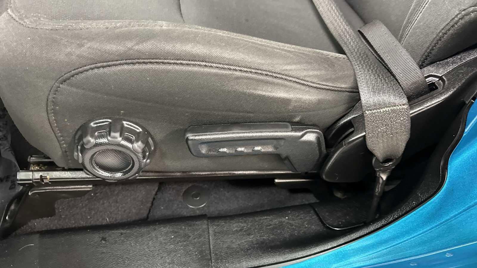 Thumbnail: 2020 Jeep Wrangler - 14