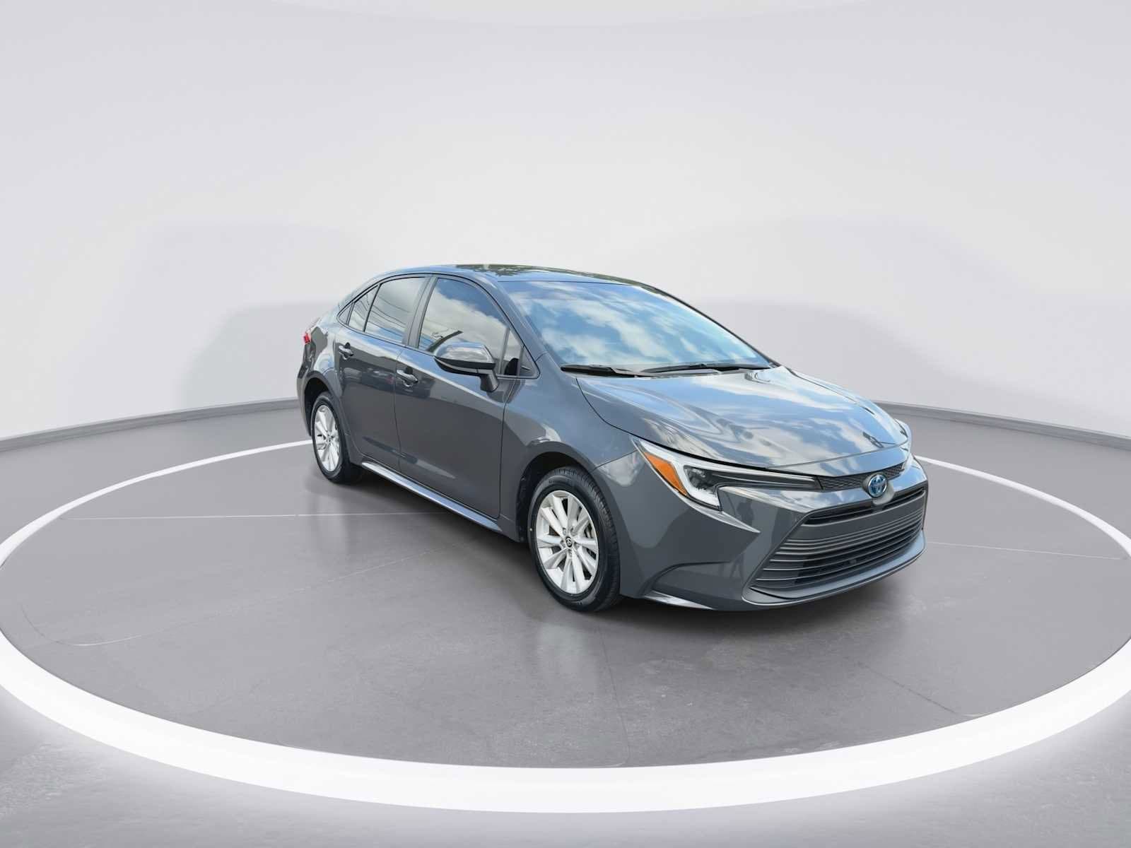 Thumbnail: 2024 Toyota Corolla - 2