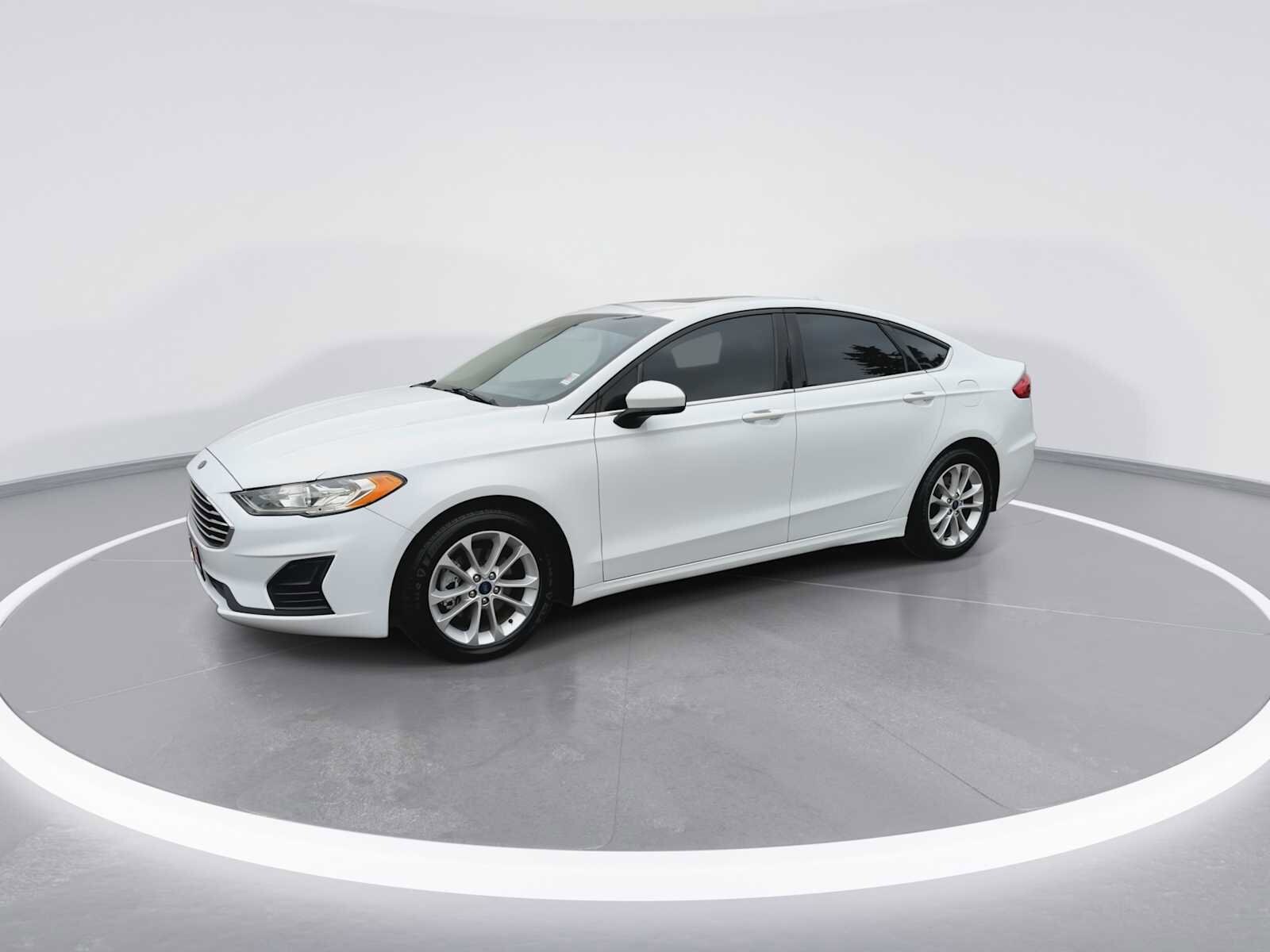 Thumbnail: 2020 Ford Fusion - 4