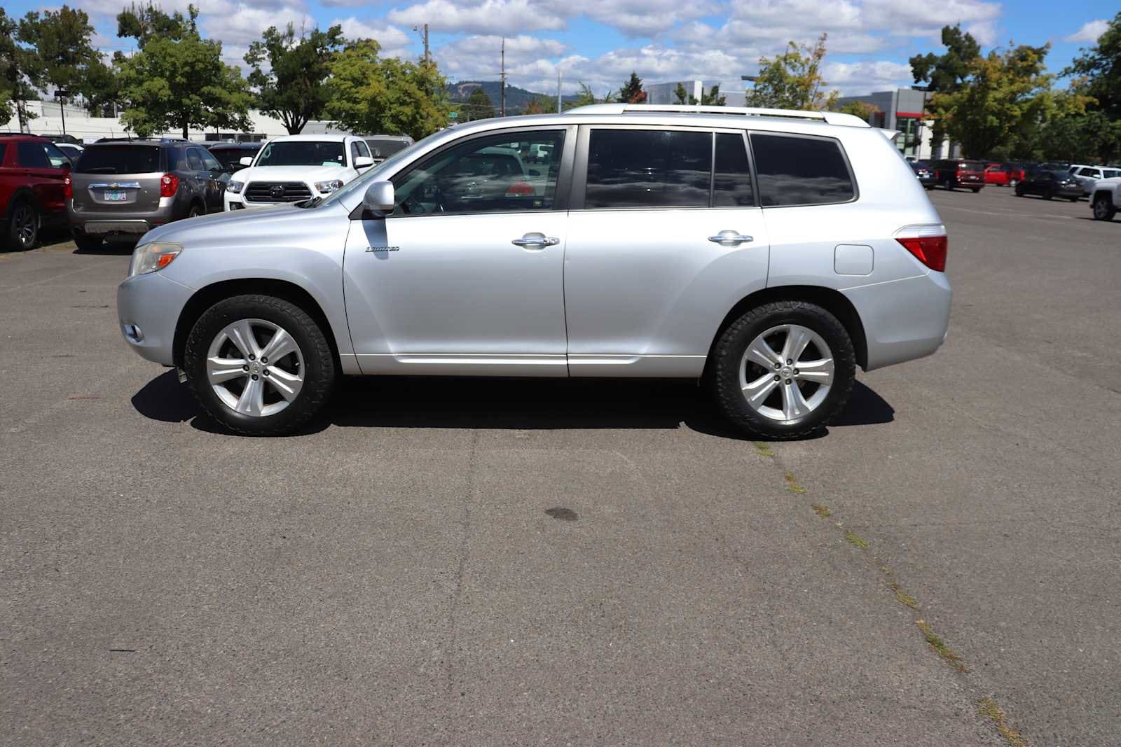 Thumbnail: 2009 Toyota Highlander - 8