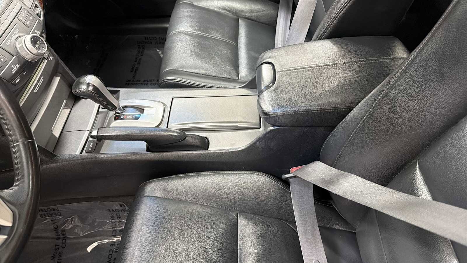 Thumbnail: 2011 Honda Accord Crosstour - 23