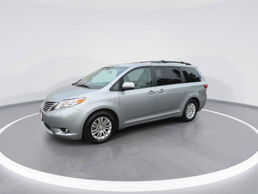 Certified 2017 Toyota Sienna XLE 8 Passenger Van Passenger Van
