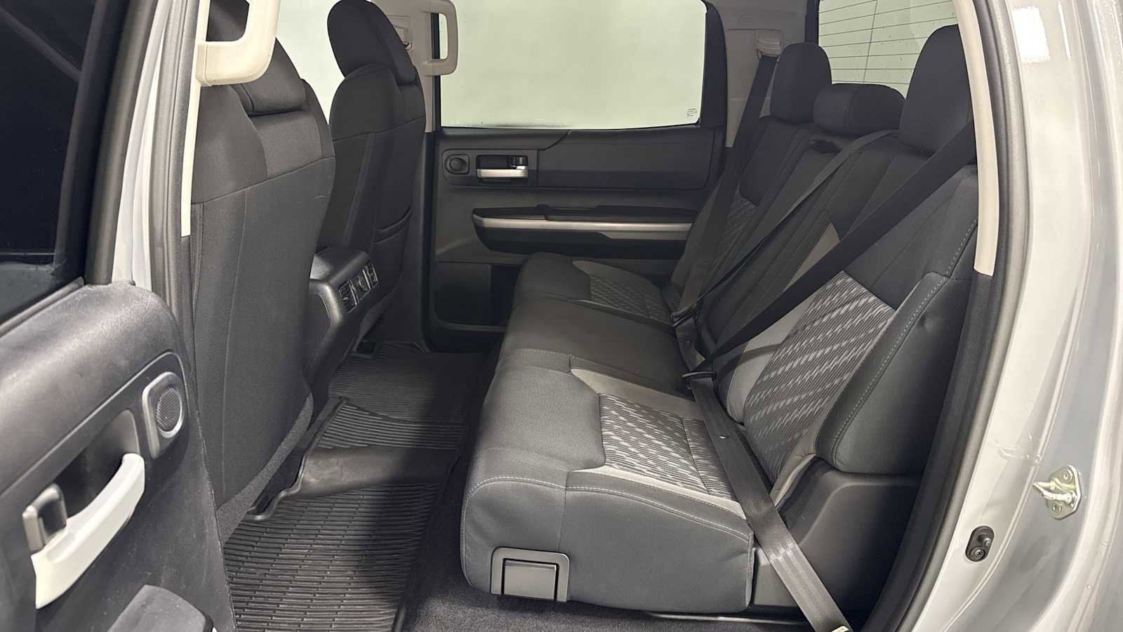 Thumbnail: 2018 Toyota Tundra - 23