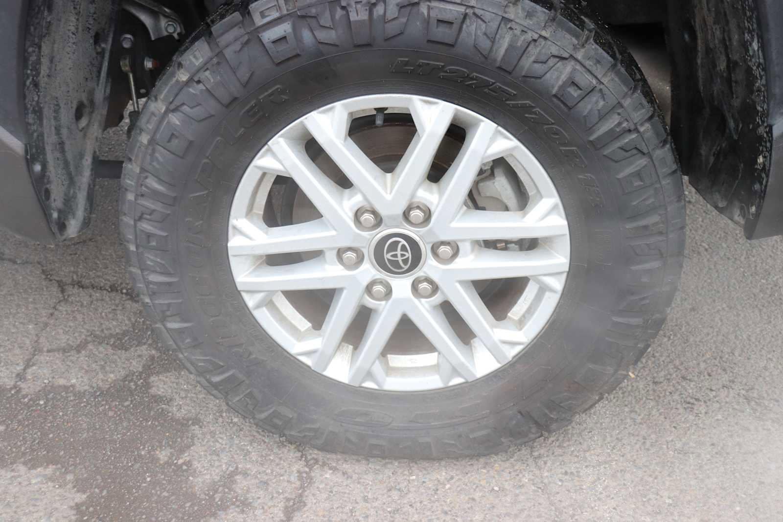 Thumbnail: 2022 Toyota Tundra - 9