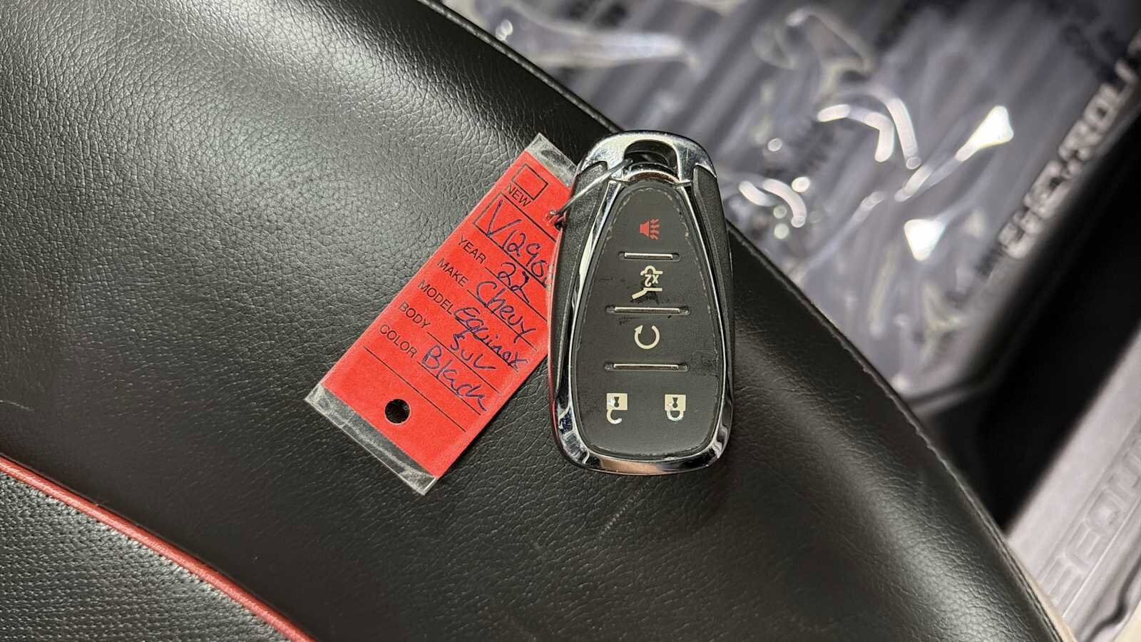 Thumbnail: 2022 Chevrolet Equinox - 32