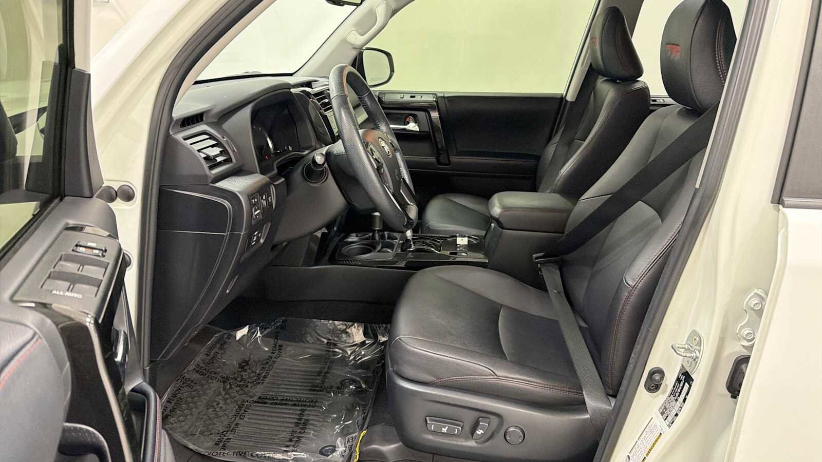 Thumbnail: 2023 Toyota 4Runner - 13