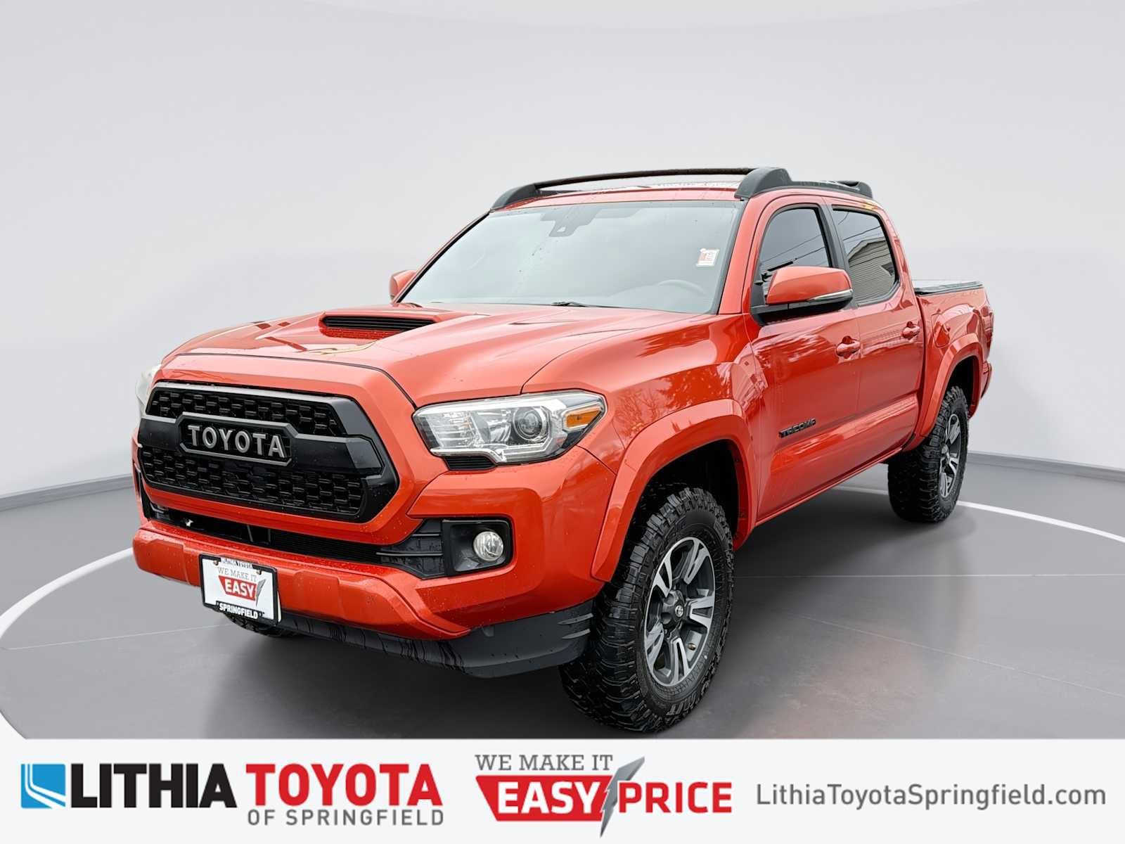 Thumbnail: 2018 Toyota Tacoma - 1