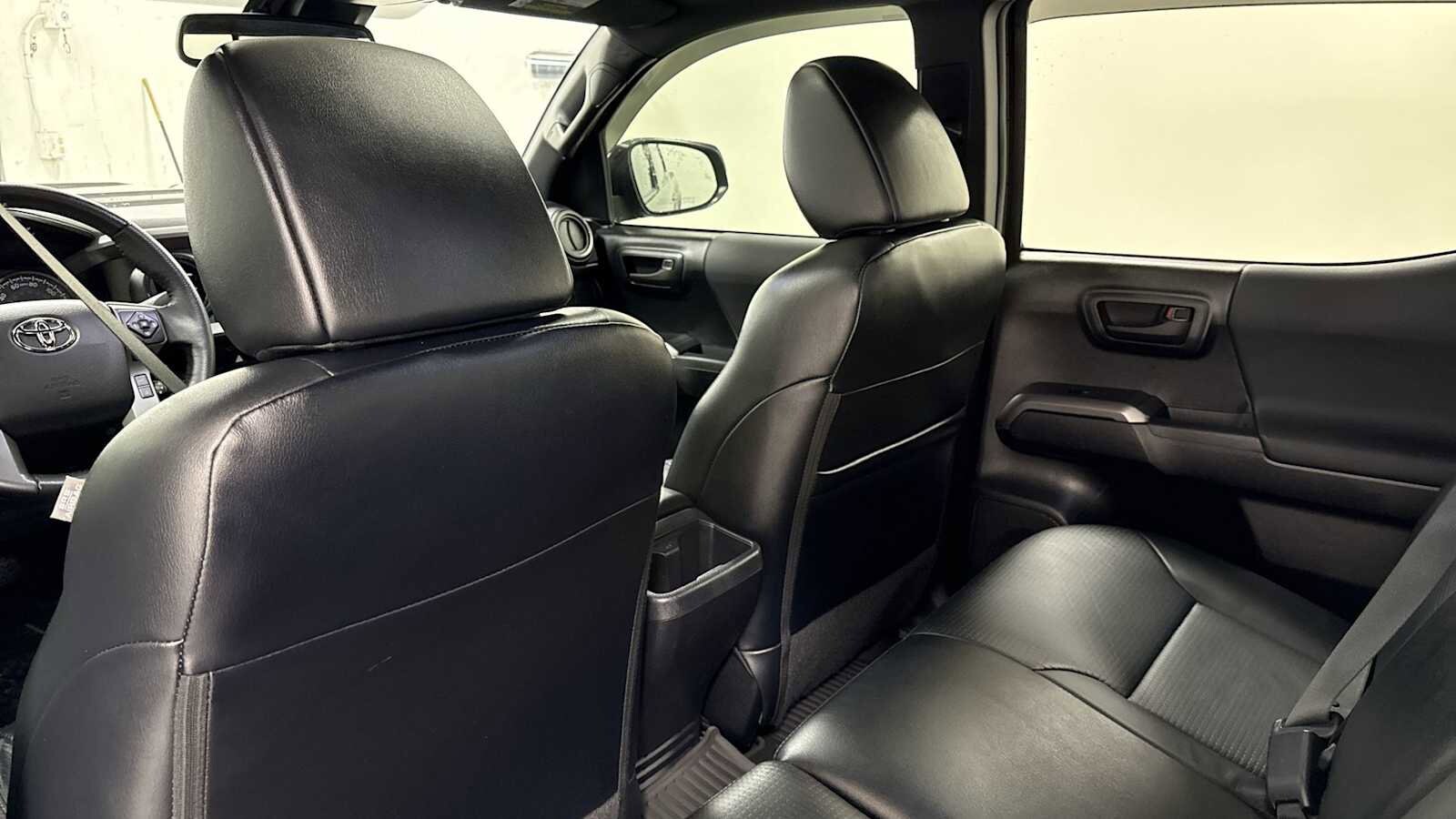 Thumbnail: 2021 Toyota Tacoma - 26