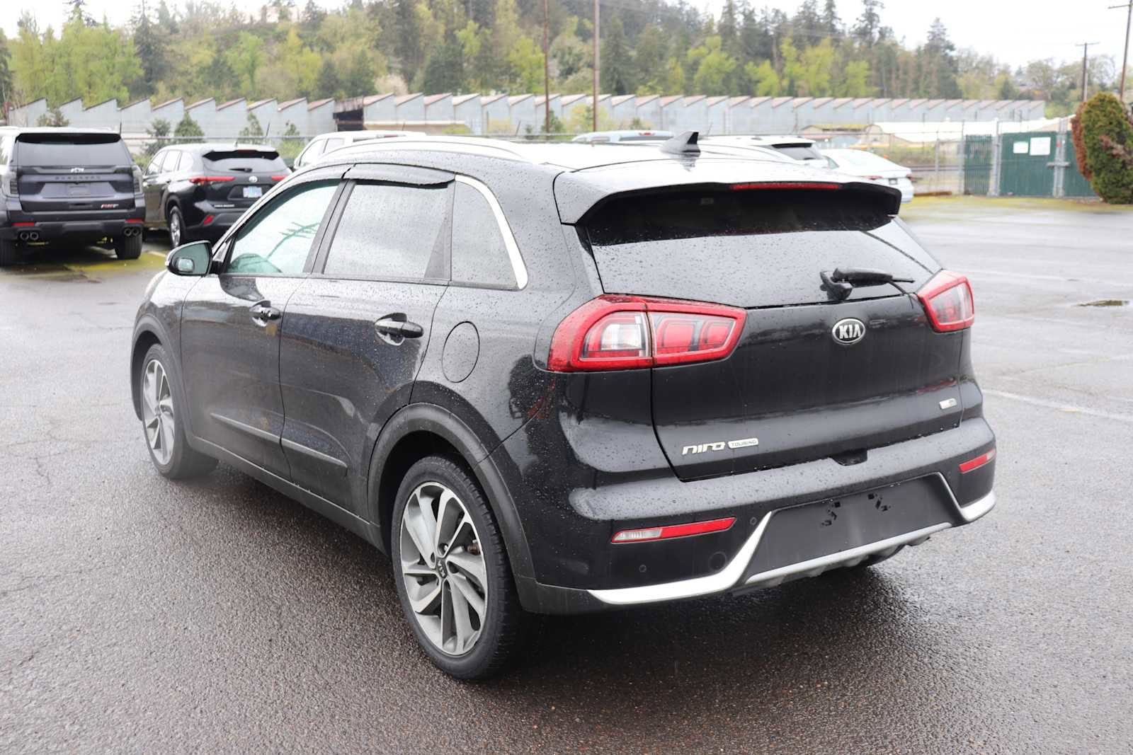Thumbnail: 2017 Kia Niro - 7