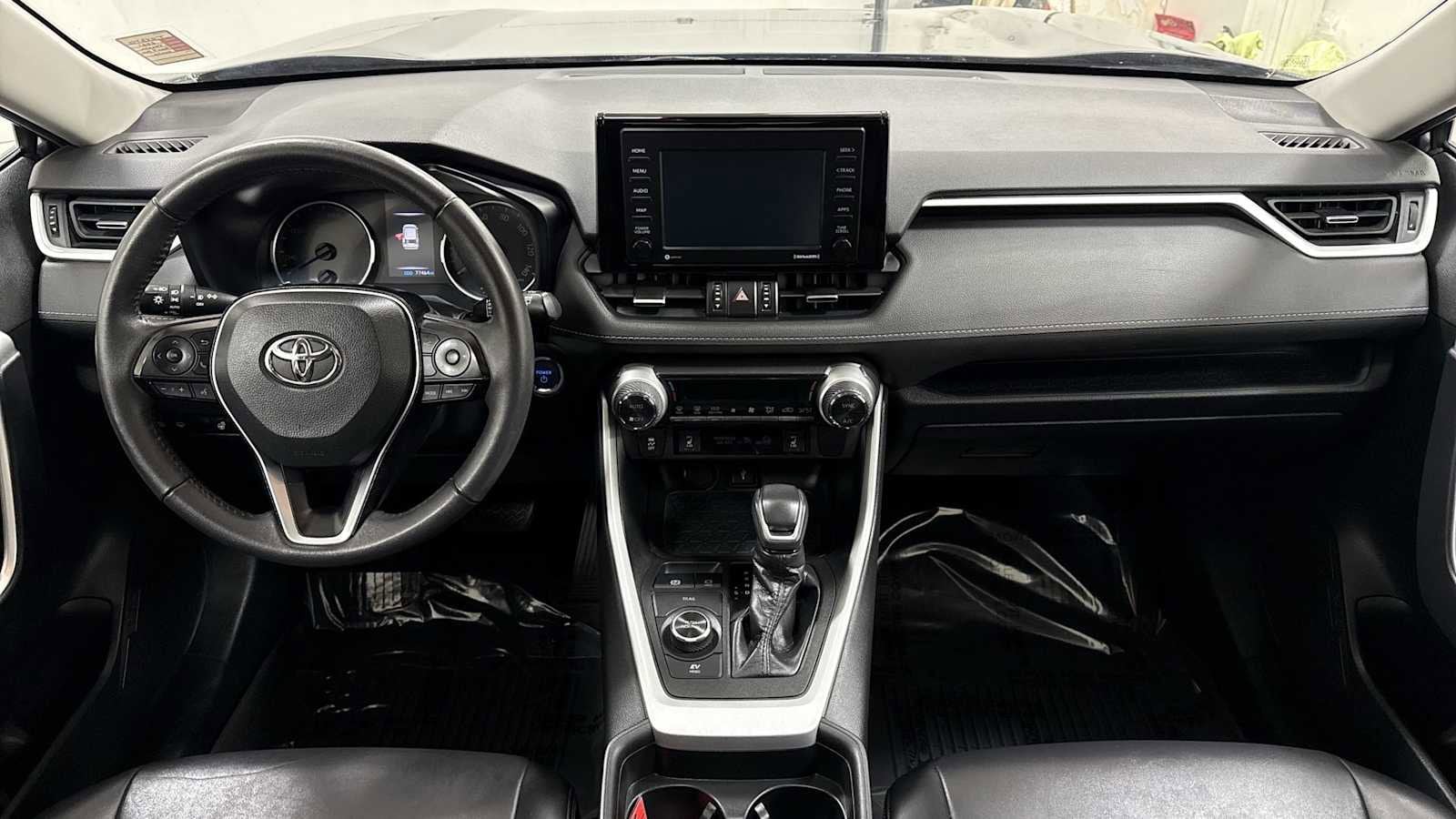 Thumbnail: 2021 Toyota RAV4 - 26