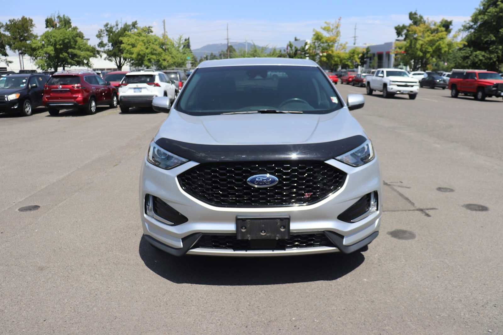 2019 Ford Edge ST photo 2