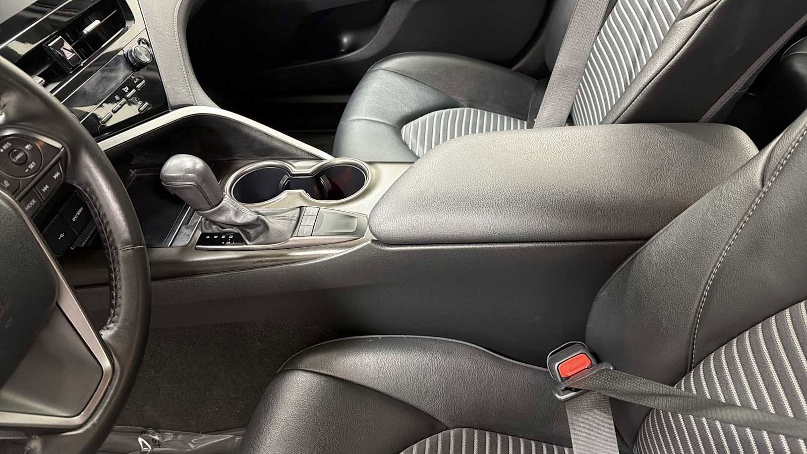 Thumbnail: 2024 Toyota Camry - 22