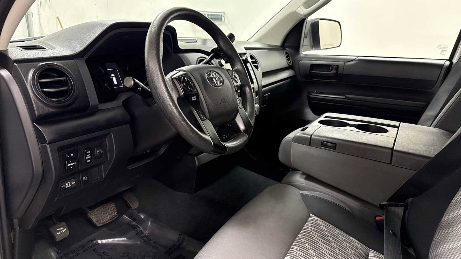 Thumbnail: 2021 Toyota Tundra - 12