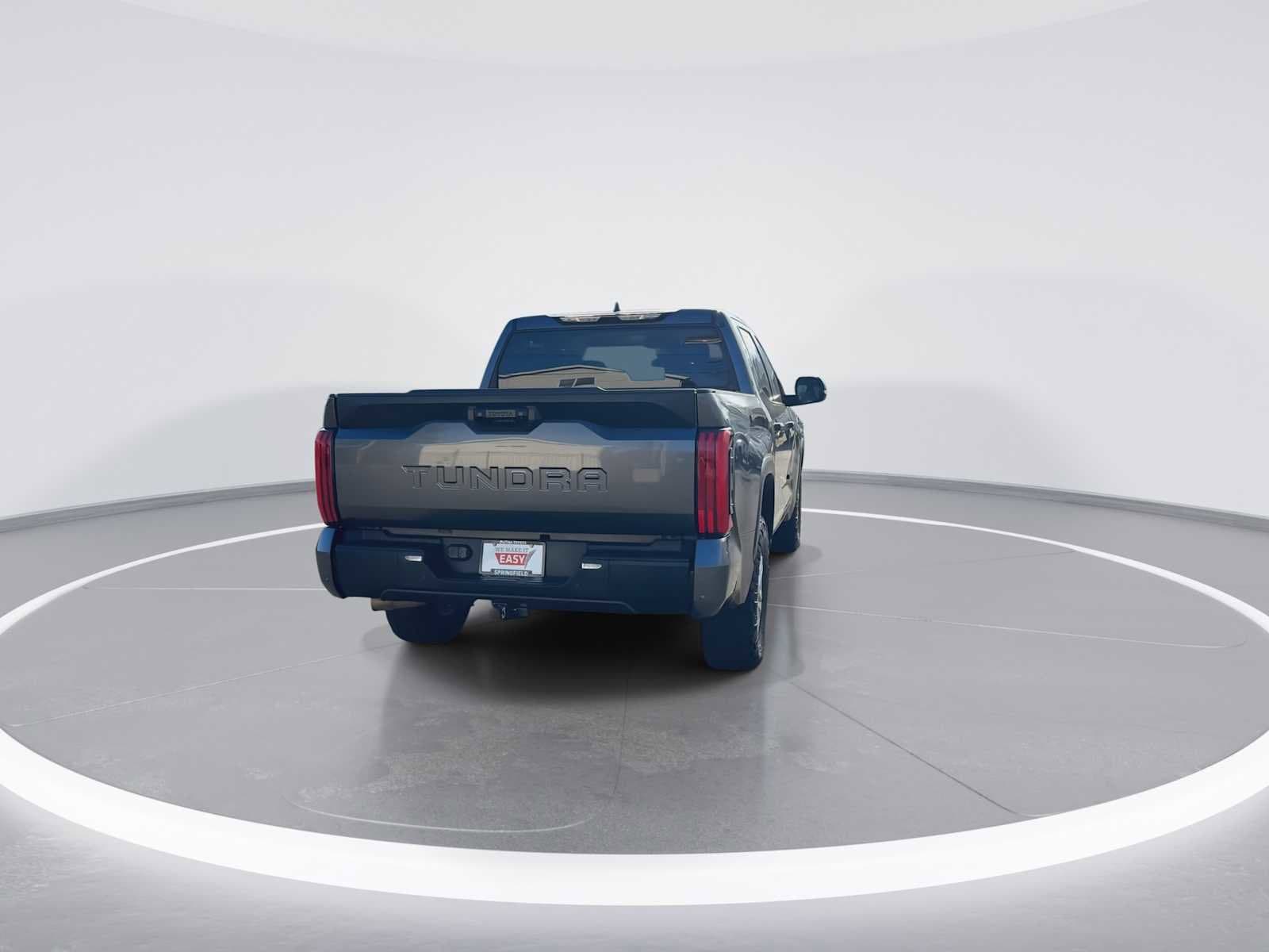 Thumbnail: 2022 Toyota Tundra - 7