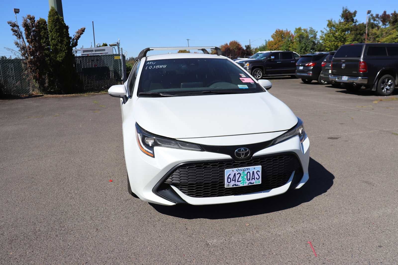 2021 Toyota Corolla SE photo 2