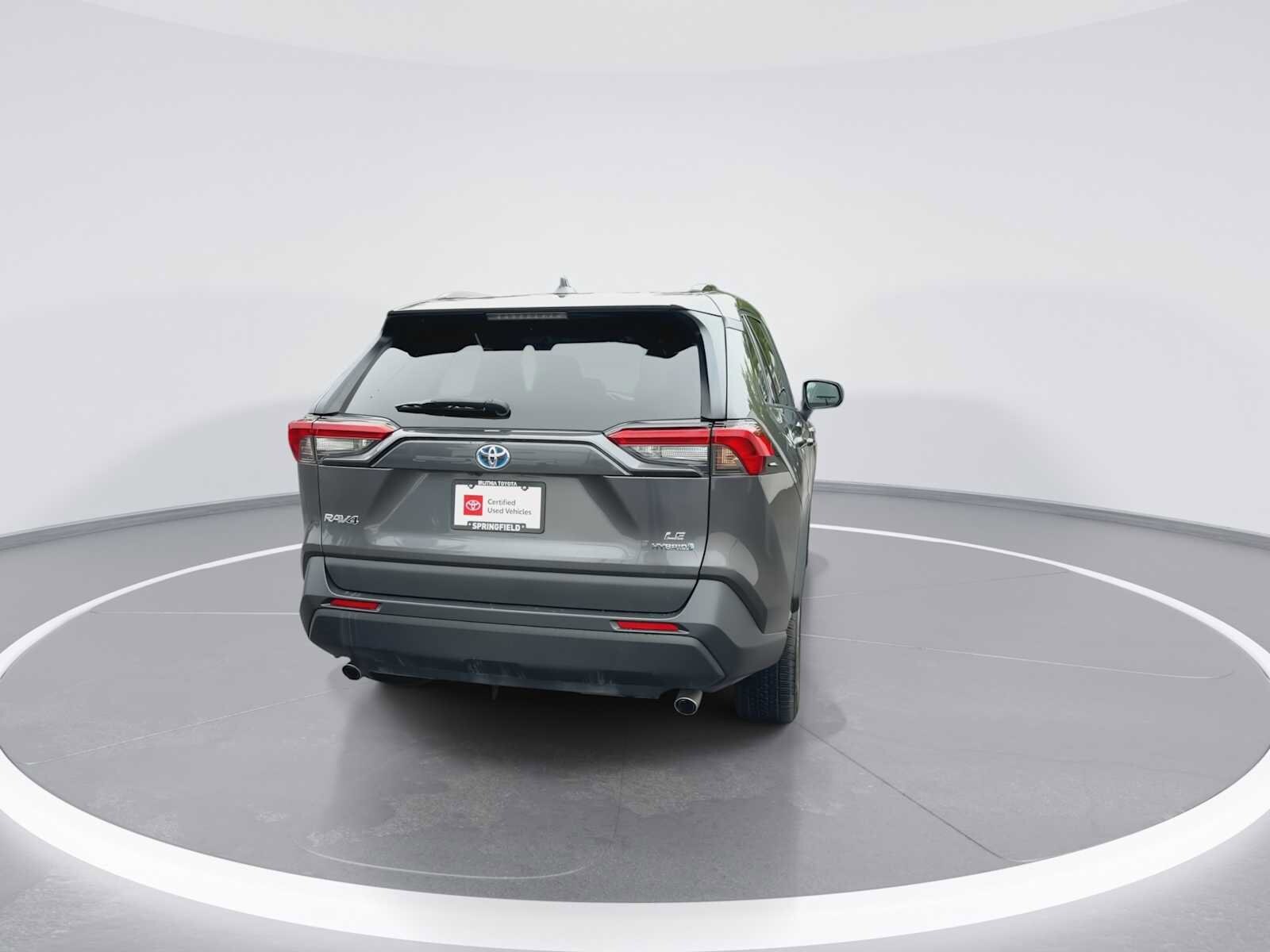 Thumbnail: 2021 Toyota RAV4 - 7